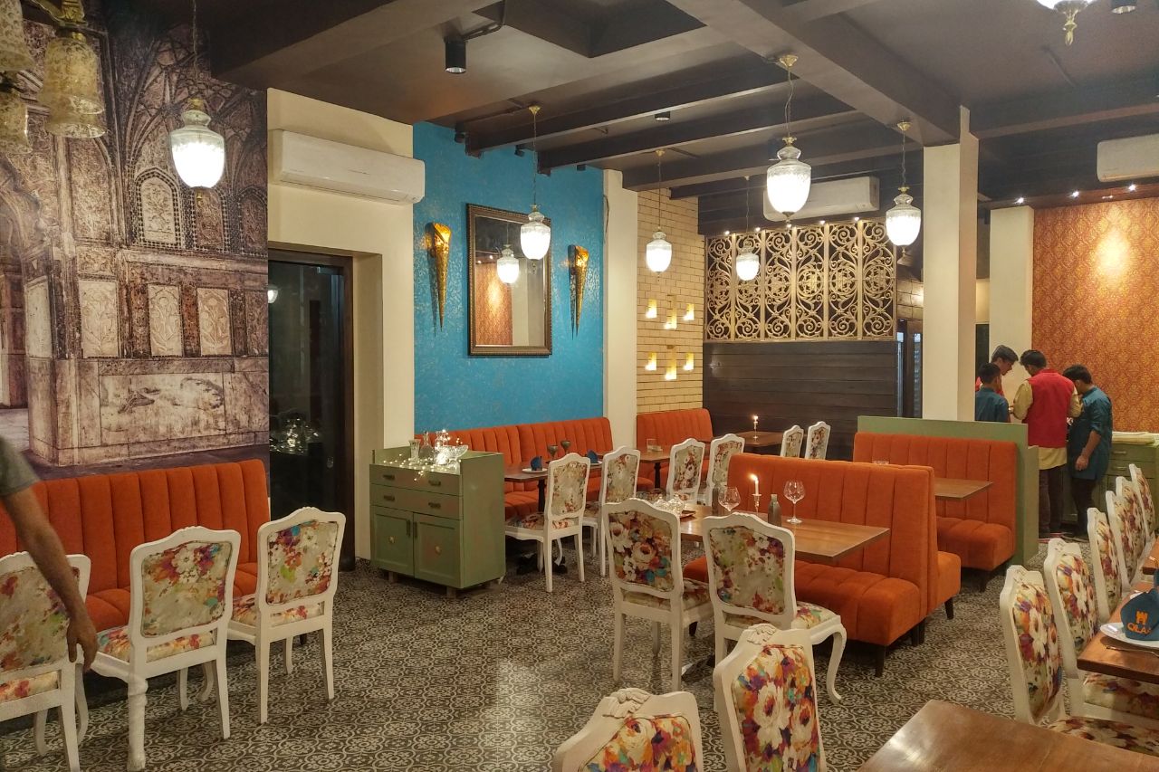 RESTAURANT (2)
